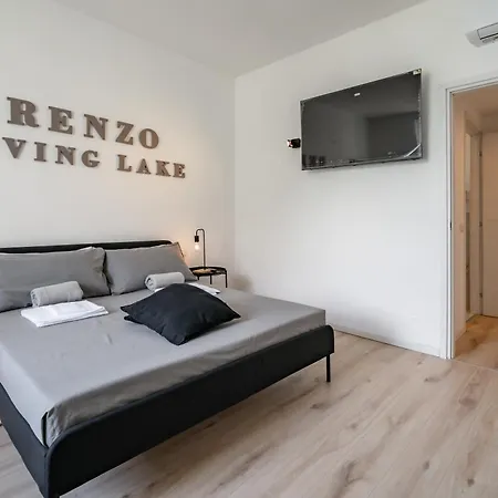Renzo & Lucia Living * מלגראטה