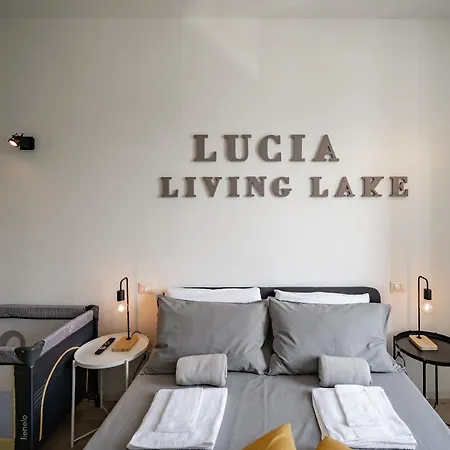 Renzo & Lucia Living דירה מלגראטה